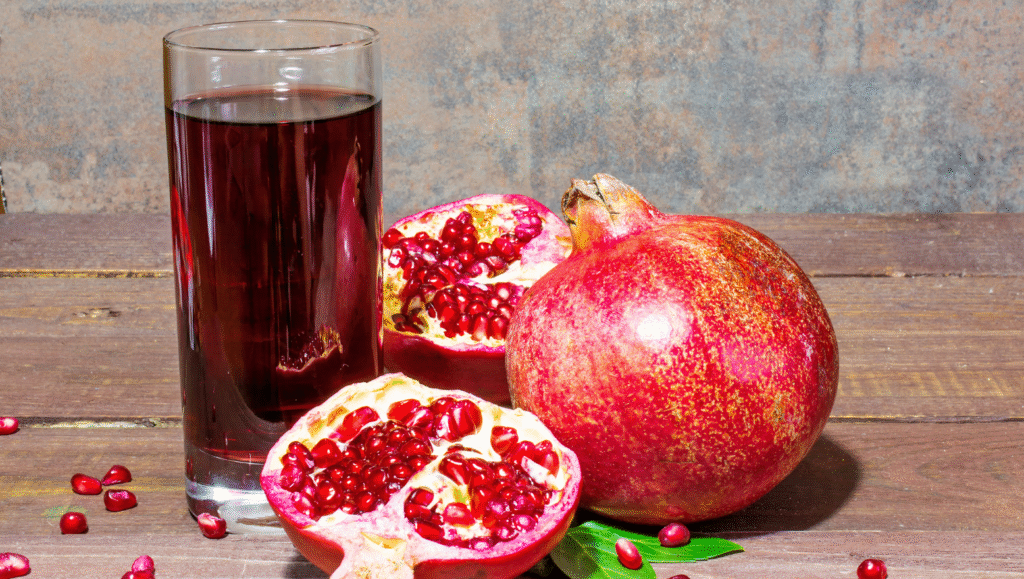 5. Best healthy juices for older people pomegrenate juice